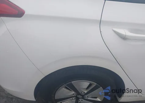 2017 Hyundai Ioniq Hybrid Blue from USA, damaged, VIN KMHC65LC0HU040044